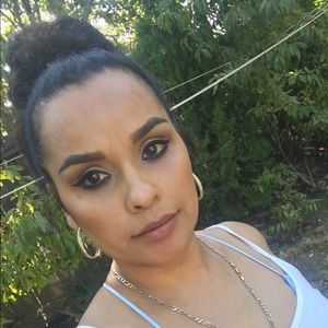 Meet your Posher, Vanessa